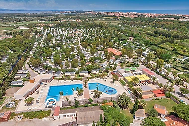 L Oasis Et California, France, Languedoc Roussillon