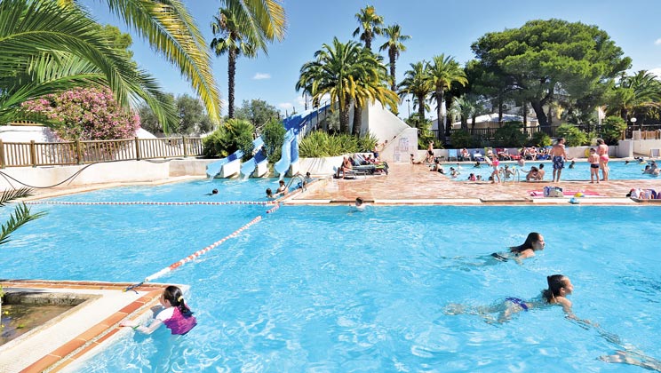 La Baume swimming area perfect for kids!