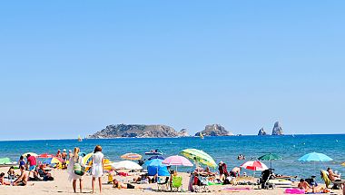 Internacional De Calonge Campsite Spain Book Camping